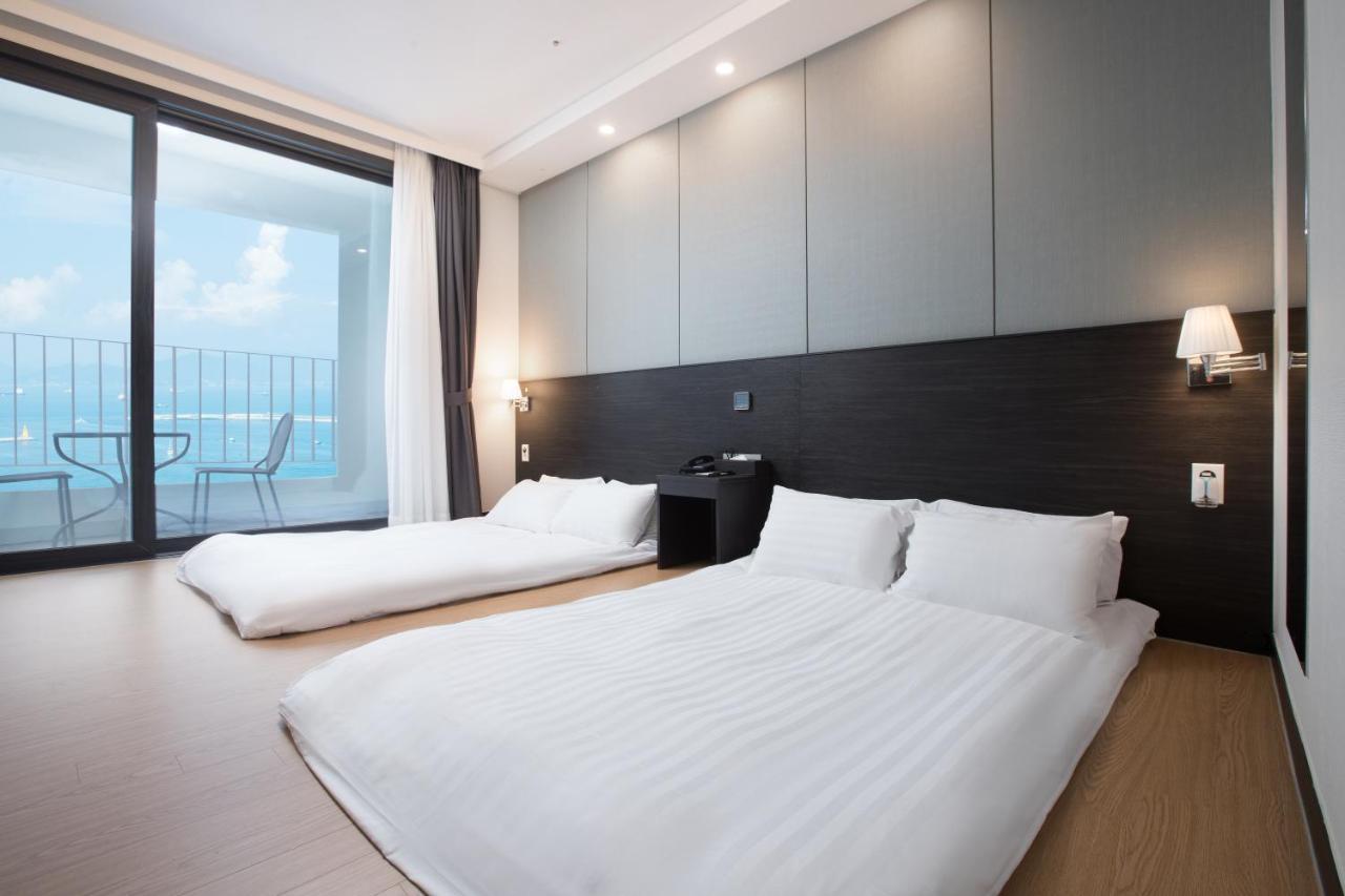 Utop Marina Hotel & Resort Josu Exteriér fotografie